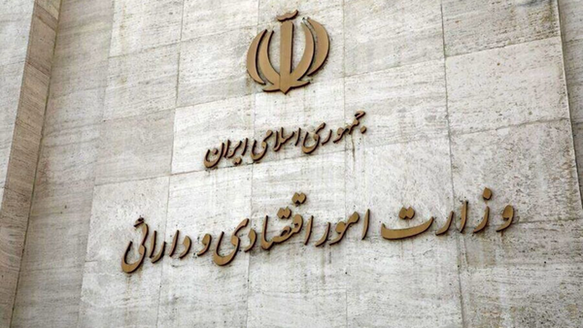 حضرتی: وزیر اقتصاد بعد از ۷ خرداد به مجلس معرفی می‌شود