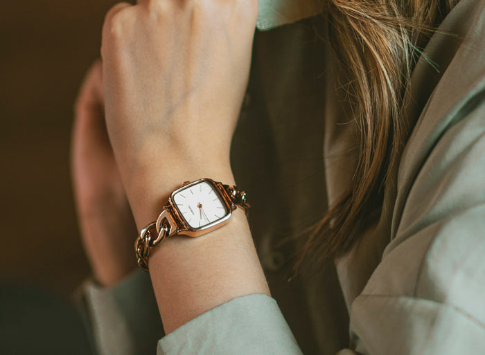 چرا باید در خرید اینترنتی ساعت، سخت‌گیر باشیم؟